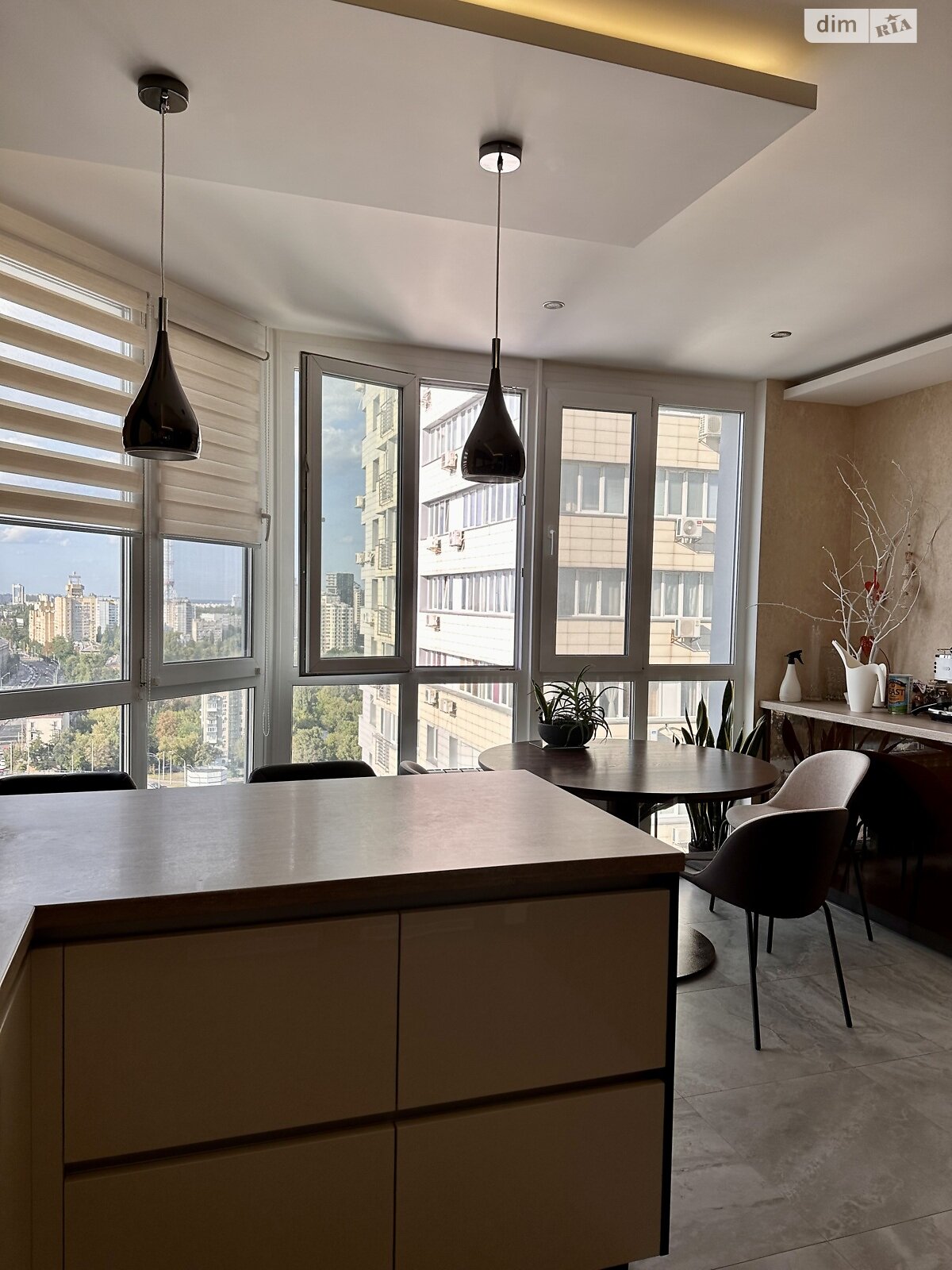 Продаж двокімнатної квартири в Києві, на вул. Гетьмана Вадима, кв. 141, район Солом'янський фото 1 Продаж двокімнатної квартири в Києві, на вул. Гетьмана Вадима, кв. 141, район Солом'янський фото 1