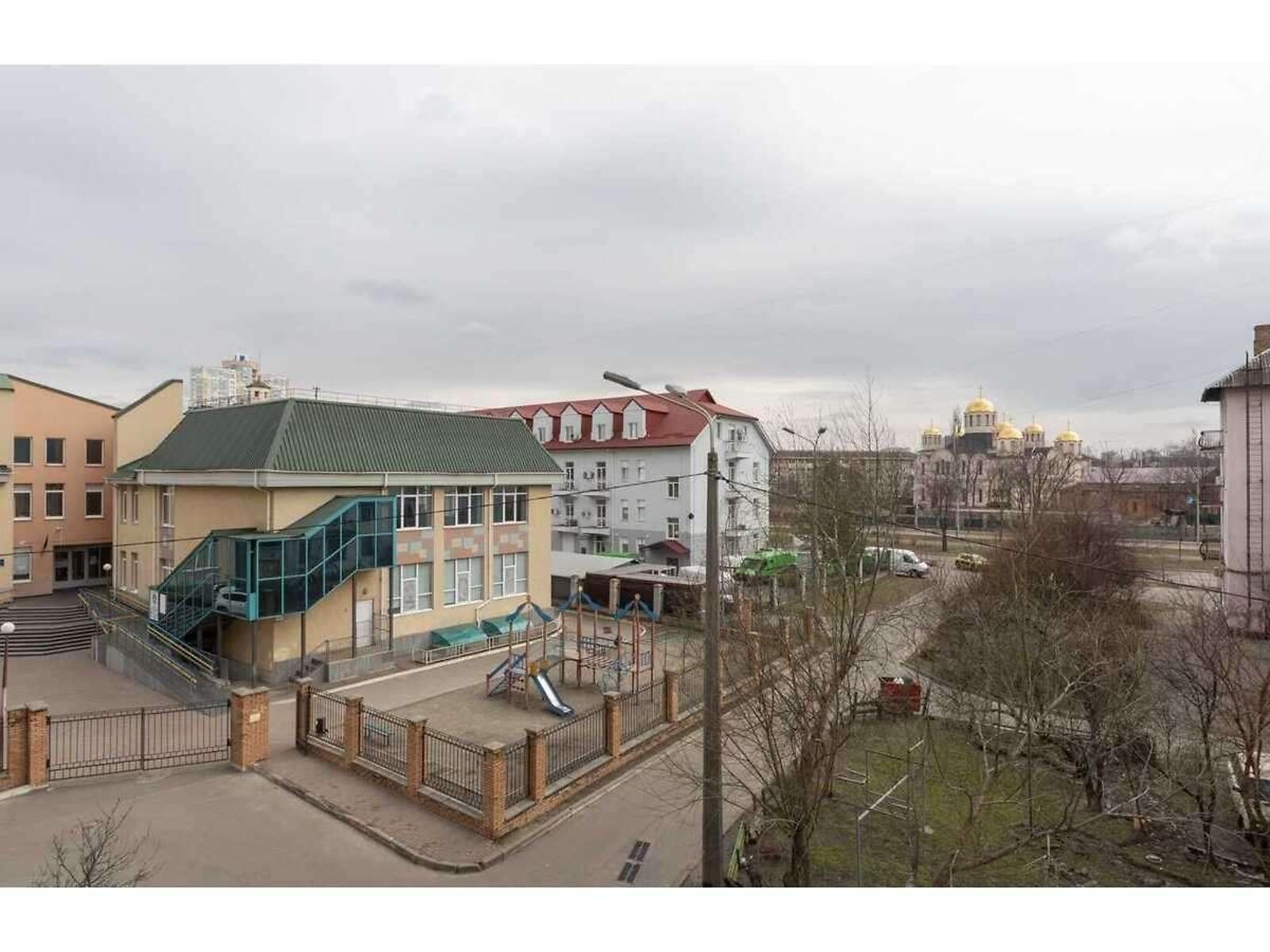 Продаж трикімнатної квартири в Києві, на вул. Георгія Тороповського 47, район Соцмісто фото 1 Продаж трикімнатної квартири в Києві, на вул. Георгія Тороповського 47, район Соцмісто фото 1