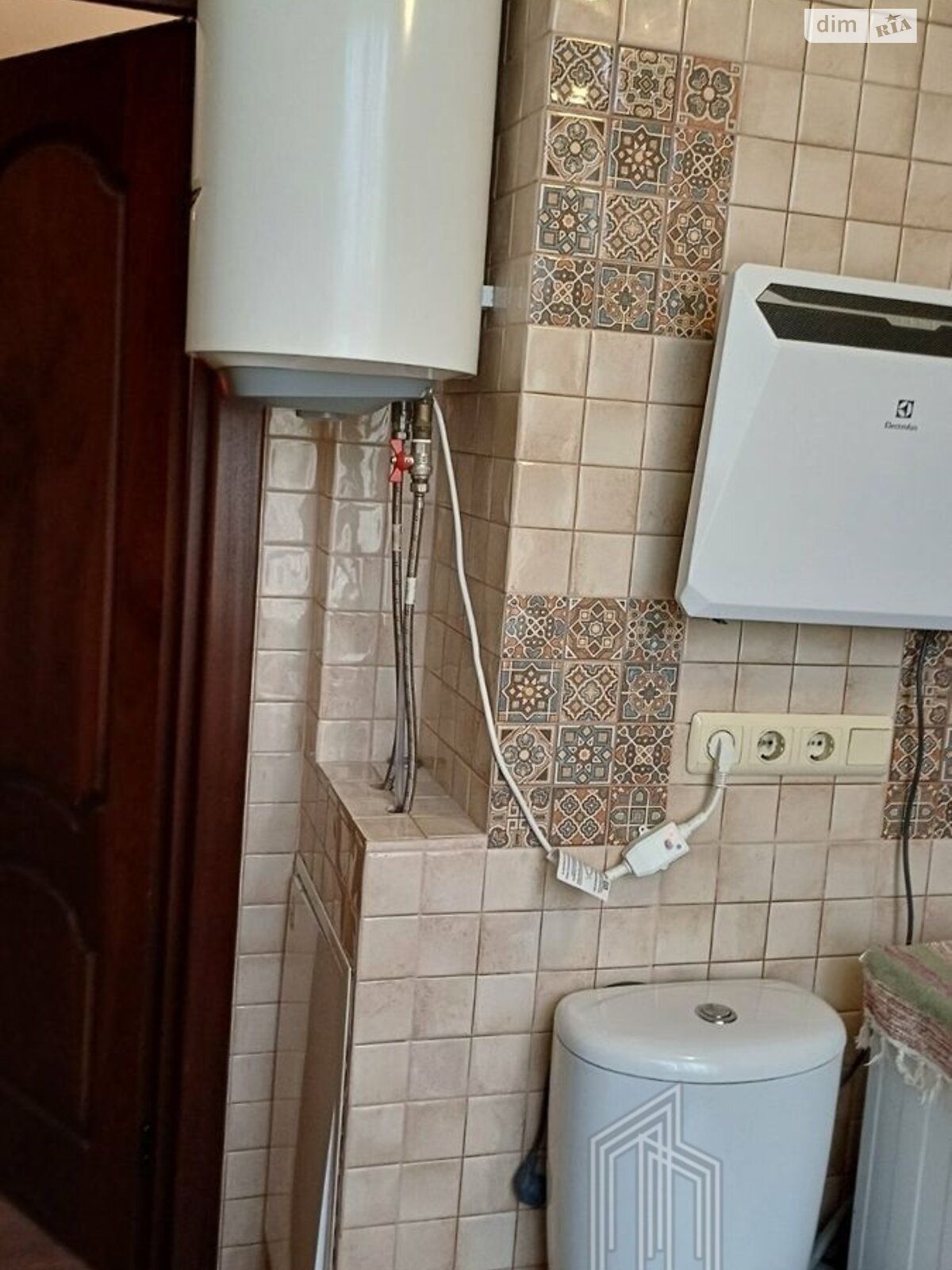 Продаж трикімнатної квартири в Києві, на вул. Краківська 5, район Соцмісто фото 1 Продаж трикімнатної квартири в Києві, на вул. Краківська 5, район Соцмісто фото 1