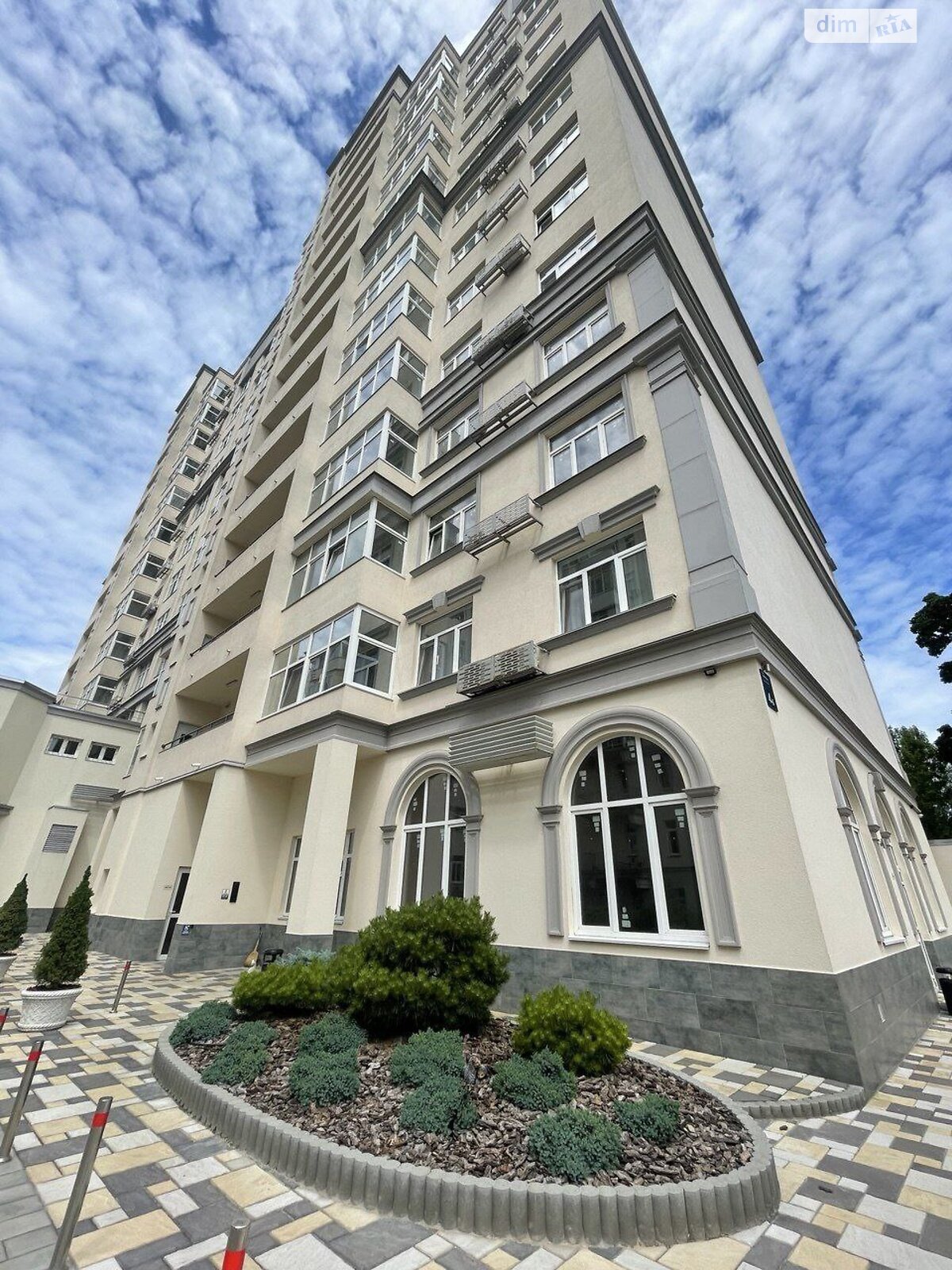 Продажа трехкомнатной квартиры в Киеве, на ул. Краковская 4Б, район Соцгород фото 1 Продажа трехкомнатной квартиры в Киеве, на ул. Краковская 4Б, район Соцгород фото 1