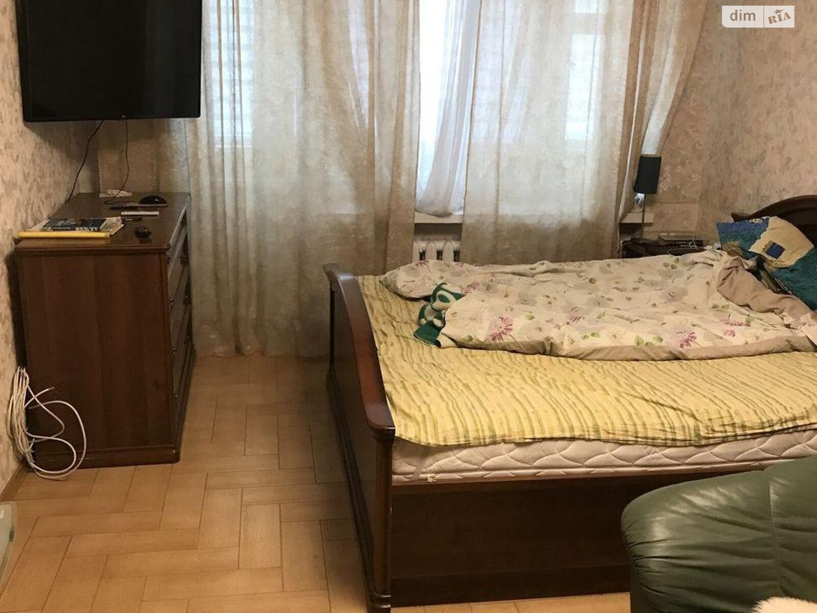 Продажа трехкомнатной квартиры в Киеве, на ул. Митрополита Андрея Шептицкого 3А, район Никольская Слободка фото 1 Продажа трехкомнатной квартиры в Киеве, на ул. Митрополита Андрея Шептицкого 3А, район Никольская Слободка фото 1