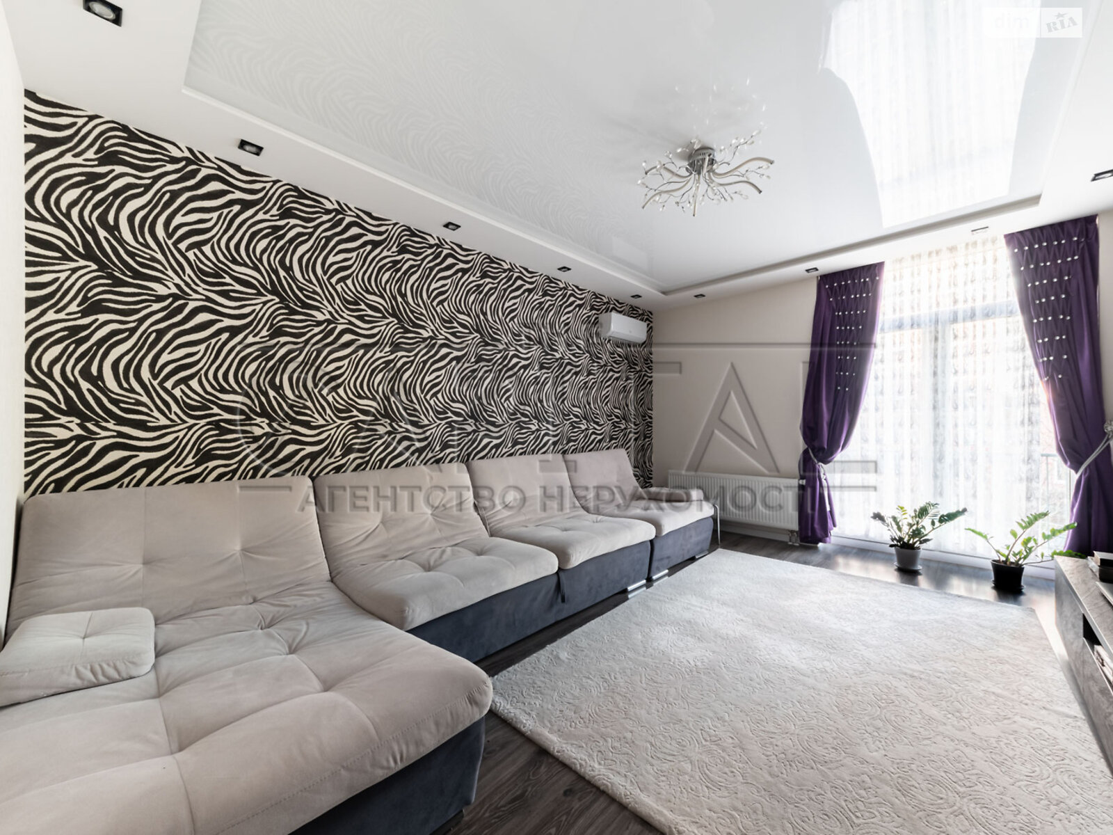 Продаж трикімнатної квартири в Києві, на вул. Регенераторна 4 корпус 14, кв. 230, район Соцмісто фото 1 Продаж трикімнатної квартири в Києві, на вул. Регенераторна 4 корпус 14, кв. 230, район Соцмісто фото 1