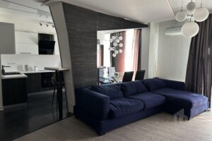 Продажа трехкомнатной квартиры в Киеве, на ул. Регенераторная 4, район Соцгород фото 2