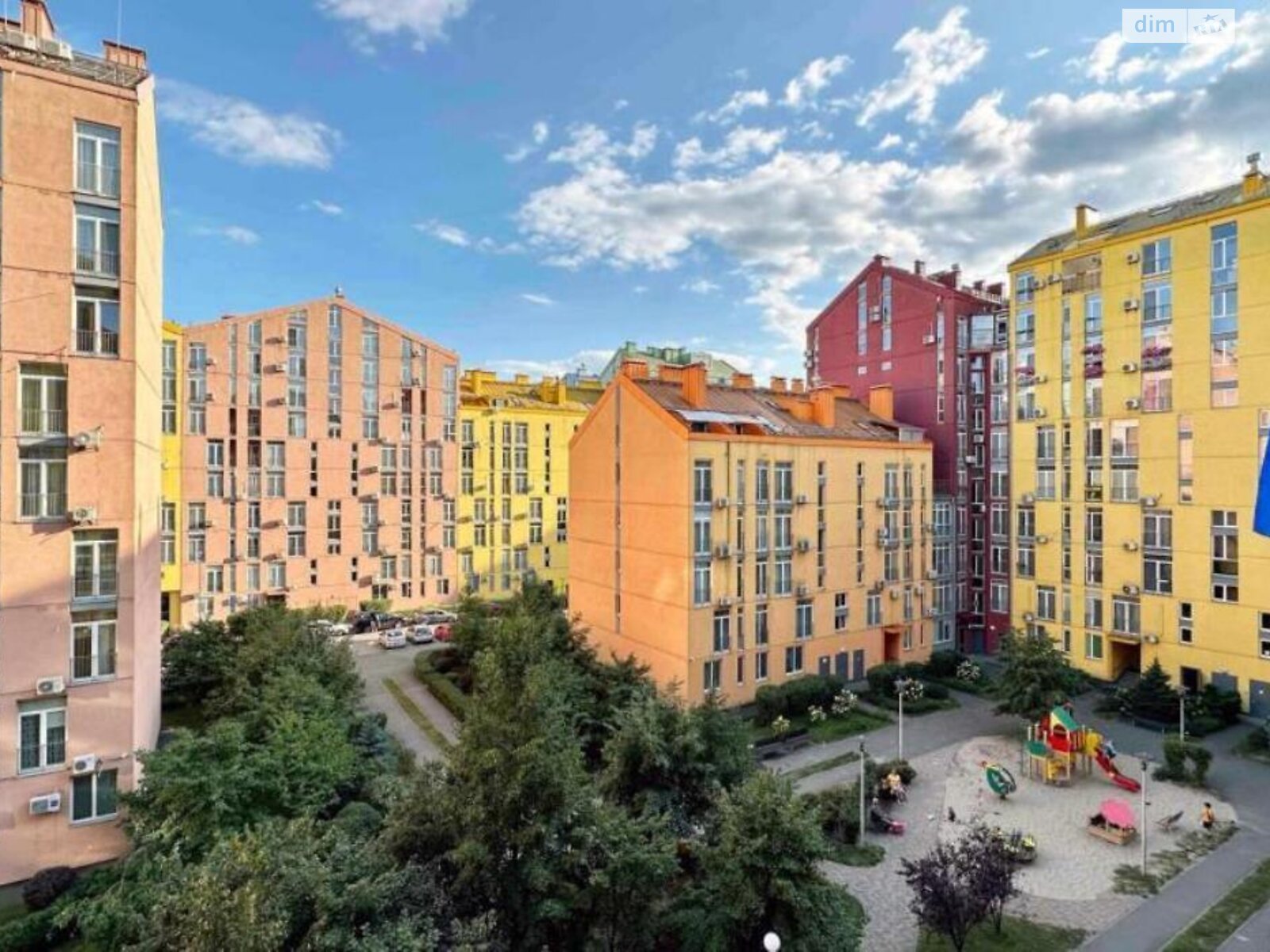 Продаж трикімнатної квартири в Києві, на вул. Регенераторна 4 корпус 2, район Соцмісто фото 1 Продаж трикімнатної квартири в Києві, на вул. Регенераторна 4 корпус 2, район Соцмісто фото 1