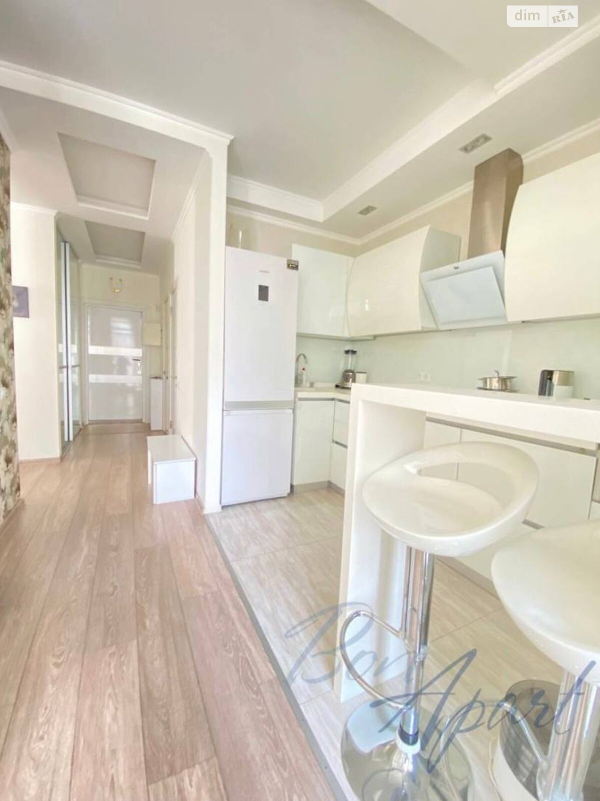 Продаж трикімнатної квартири в Києві, на вул. Регенераторна, район Соцмісто фото 1 Продаж трикімнатної квартири в Києві, на вул. Регенераторна, район Соцмісто фото 1