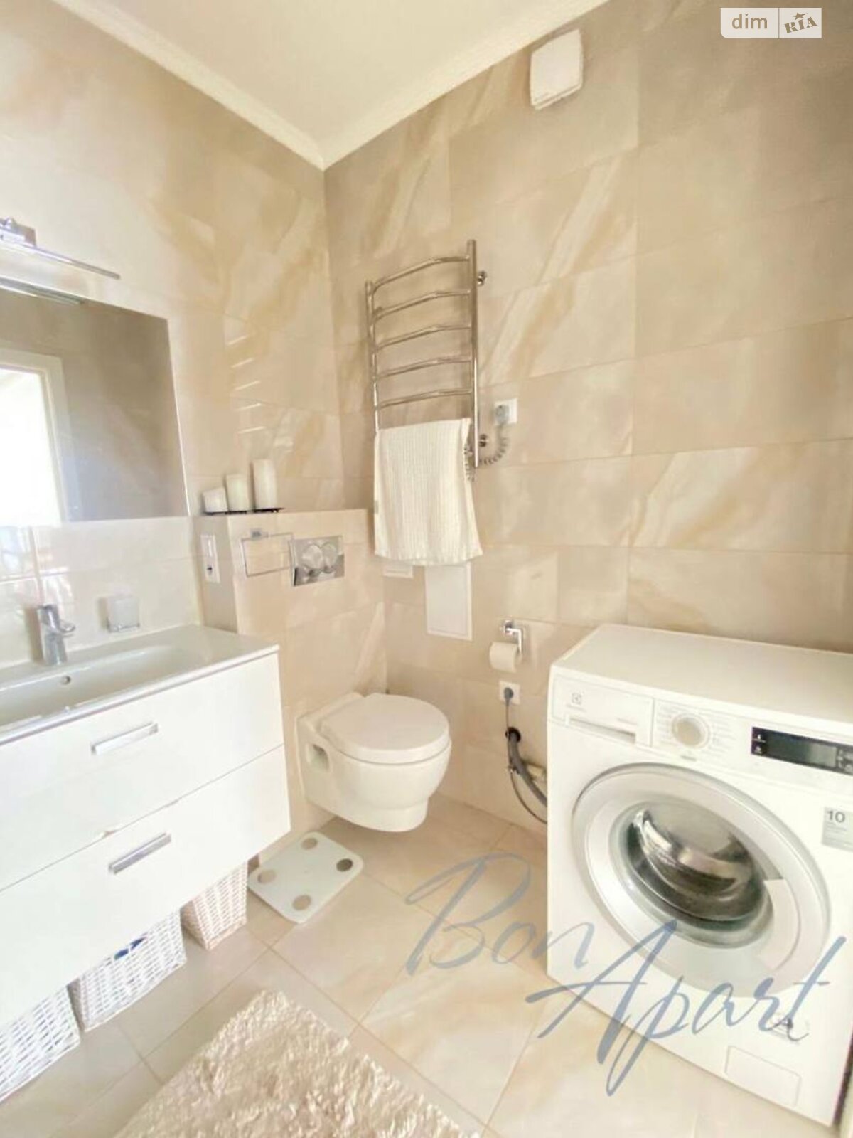 Продаж трикімнатної квартири в Києві, на вул. Регенераторна, район Соцмісто фото 1 Продаж трикімнатної квартири в Києві, на вул. Регенераторна, район Соцмісто фото 1