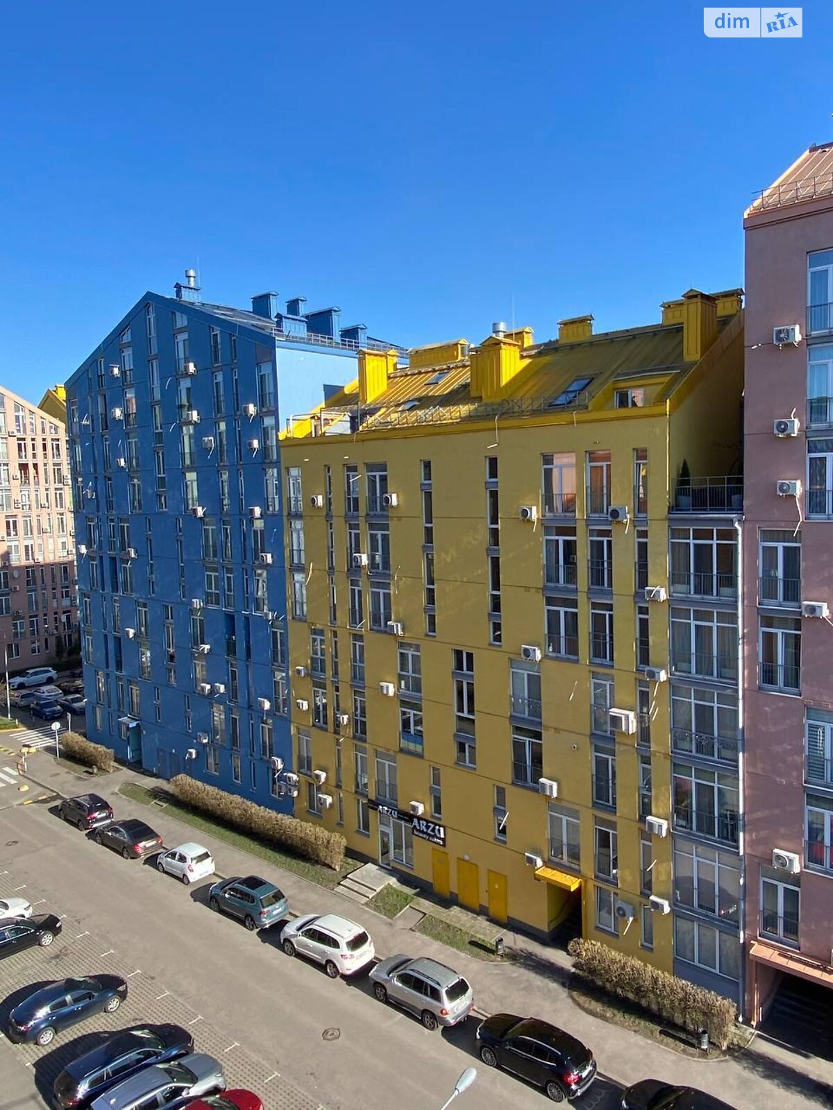 Продаж трикімнатної квартири в Києві, на вул. Регенераторна, район Соцмісто фото 1 Продаж трикімнатної квартири в Києві, на вул. Регенераторна, район Соцмісто фото 1