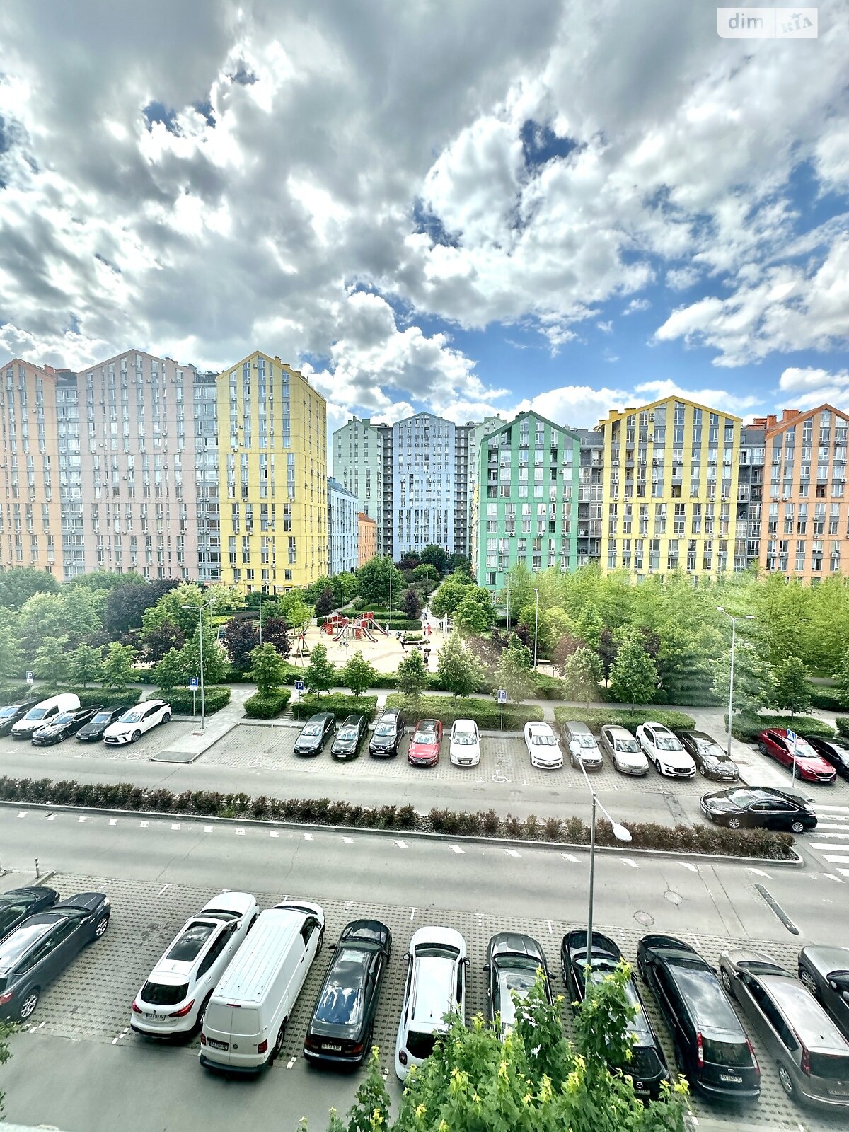 Продаж двокімнатної квартири в Києві, на вул. Регенераторна 4, кв. 10-98, район Соцмісто фото 1 Продаж двокімнатної квартири в Києві, на вул. Регенераторна 4, кв. 10-98, район Соцмісто фото 1
