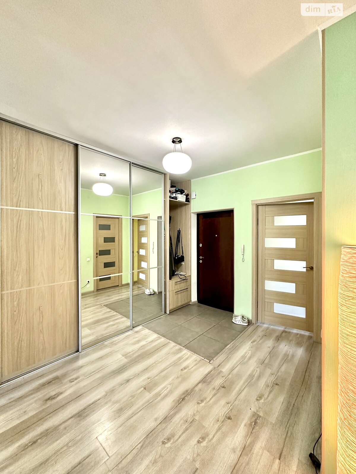 Продаж двокімнатної квартири в Києві, на вул. Регенераторна 4, кв. 10-98, район Соцмісто фото 1 Продаж двокімнатної квартири в Києві, на вул. Регенераторна 4, кв. 10-98, район Соцмісто фото 1