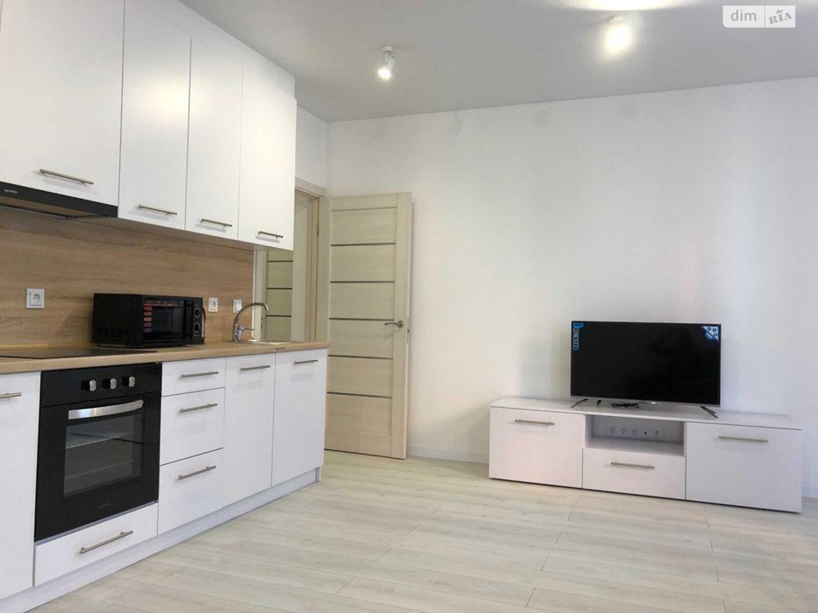 Продажа двухкомнатной квартиры в Киеве, на просп. Соборности 17 корпус 18, район Соцгород фото 1 Продажа двухкомнатной квартиры в Киеве, на просп. Соборности 17 корпус 18, район Соцгород фото 1