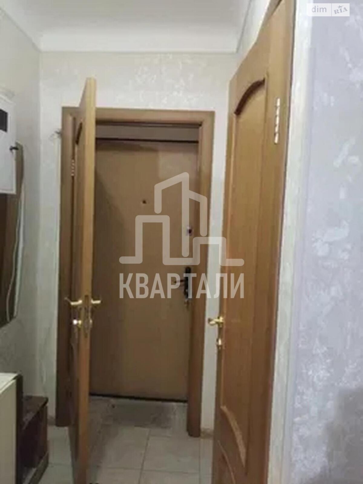 Продаж трикімнатної квартири в Києві, на вул. Будівельників 24, район Соцмісто фото 1 Продаж трикімнатної квартири в Києві, на вул. Будівельників 24, район Соцмісто фото 1