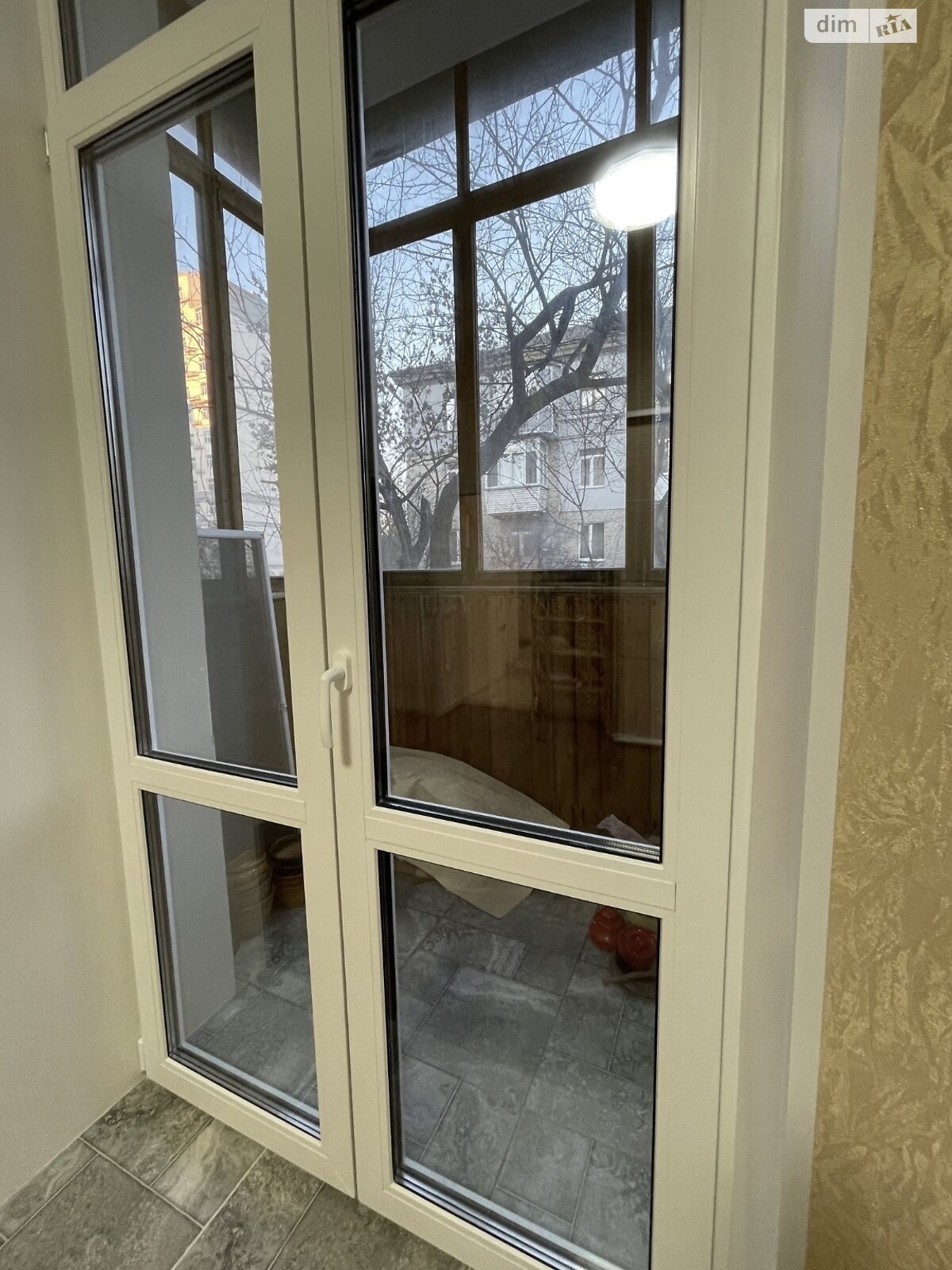 Продаж трикімнатної квартири в Києві, на вул. Будівельників 28/15, район Соцмісто фото 1 Продаж трикімнатної квартири в Києві, на вул. Будівельників 28/15, район Соцмісто фото 1