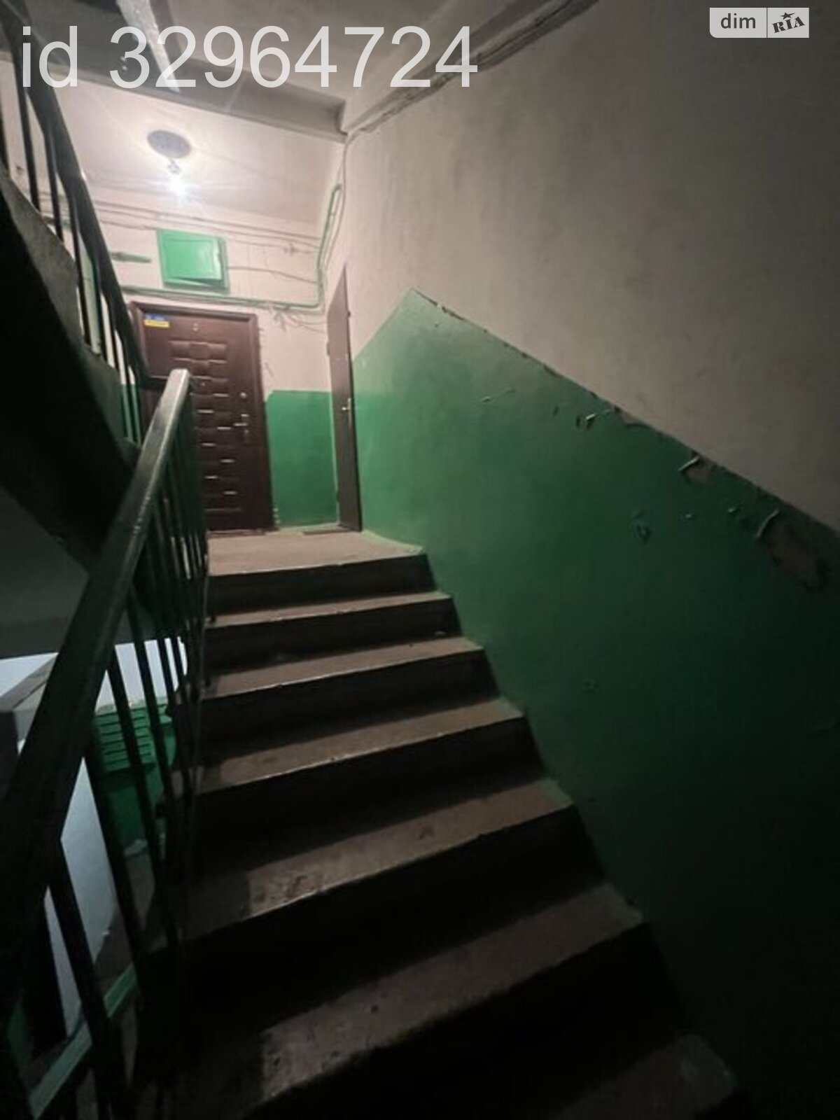 Продаж двокімнатної квартири в Києві, на вул. Будівельників 27, район Соцмісто фото 1 Продаж двокімнатної квартири в Києві, на вул. Будівельників 27, район Соцмісто фото 1