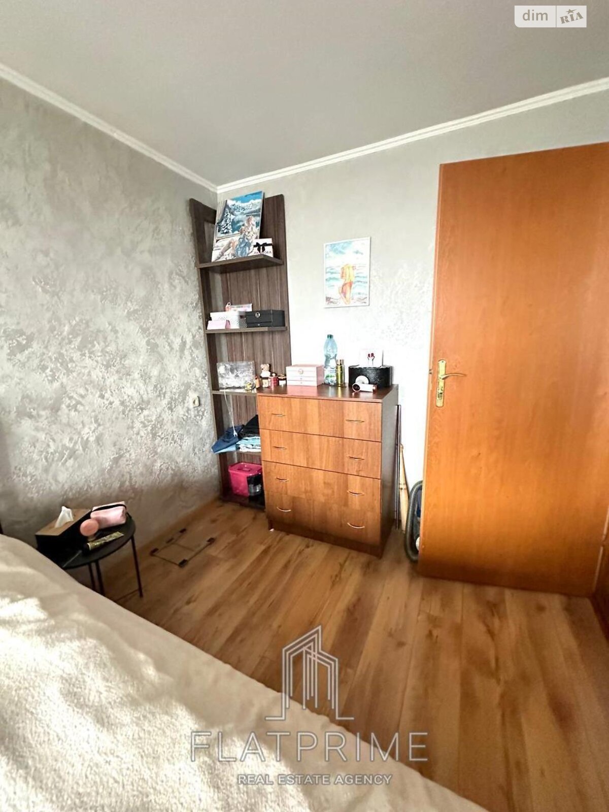 Продаж трикімнатної квартири в Києві, на вул. Будівельників 27А, район Соцмісто фото 1 Продаж трикімнатної квартири в Києві, на вул. Будівельників 27А, район Соцмісто фото 1