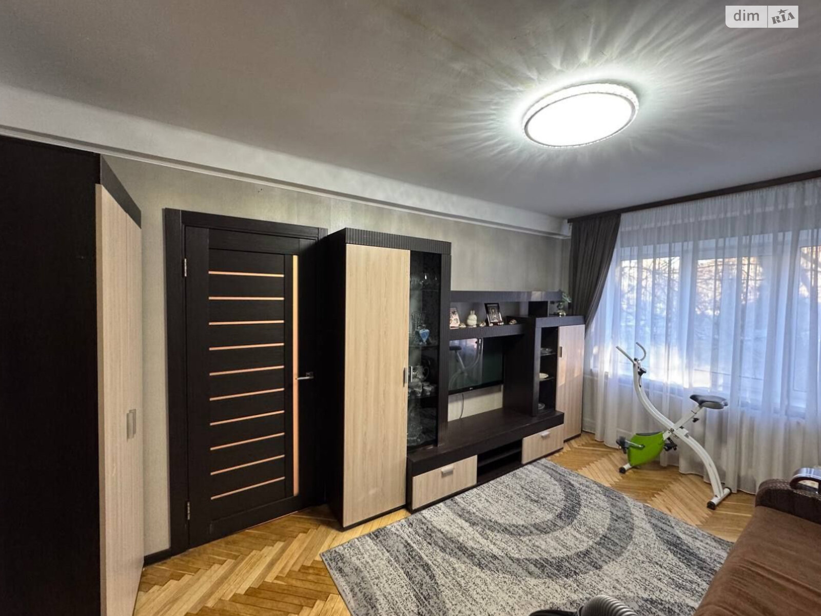 Продажа трехкомнатной квартиры в Киеве, на ул. Строителей 12Б, район Соцгород фото 1 Продажа трехкомнатной квартиры в Киеве, на ул. Строителей 12Б, район Соцгород фото 1