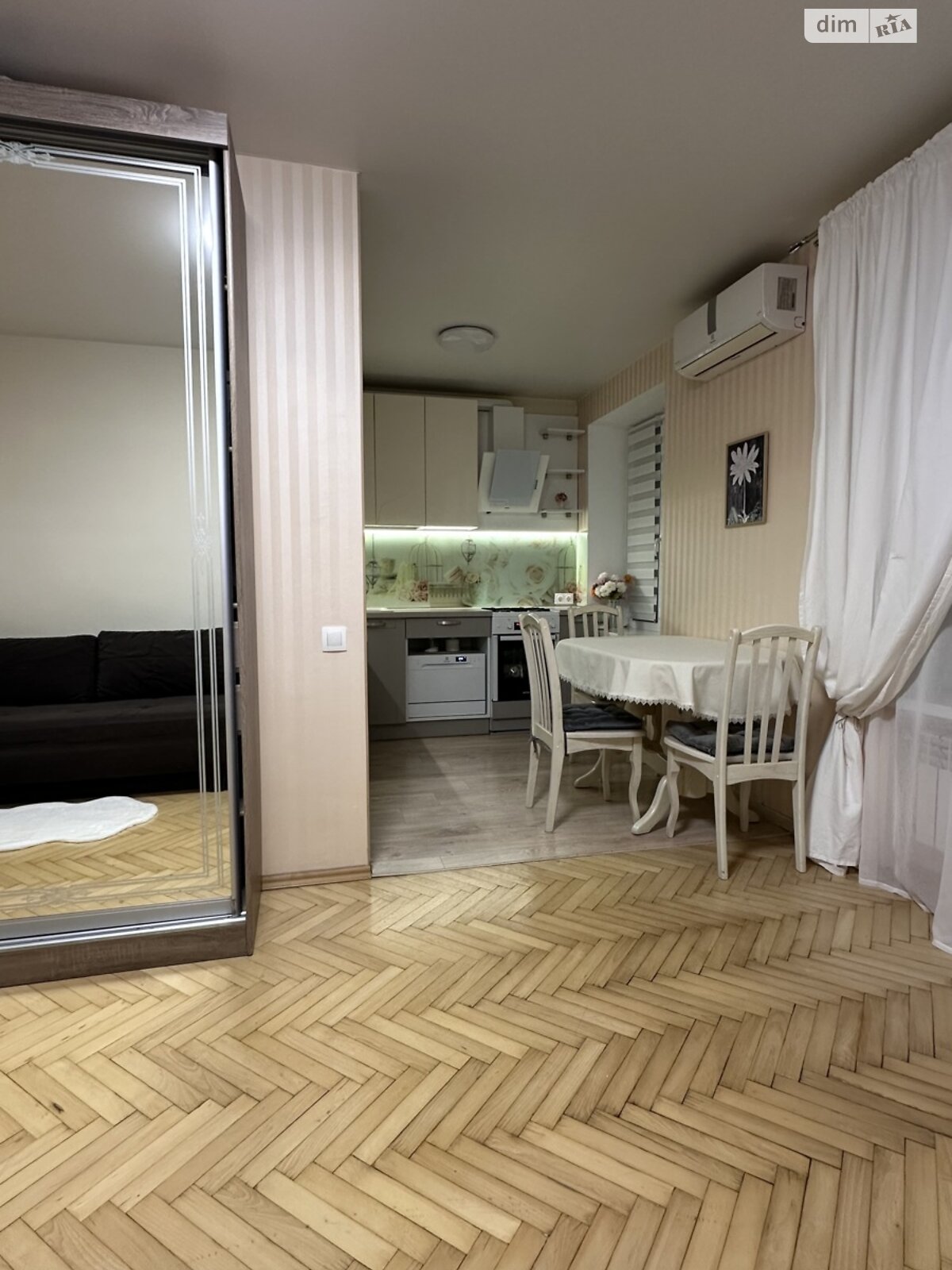 Продажа двухкомнатной квартиры в Киеве, на ул. Уинстона Черчилля 26, район Соцгород фото 1