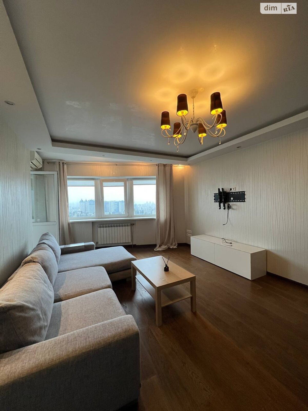 Продажа двухкомнатной квартиры в Киеве, на бул. Верховного Совета 14Б, район Соцгород фото 1