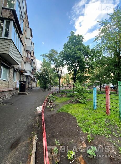 Продажа однокомнатной квартиры в Киеве, на просп. Юрия Гагарина 3а район Соцгород фото 1 Продажа однокомнатной квартиры в Киеве, на просп. Юрия Гагарина 3а район Соцгород фото 1