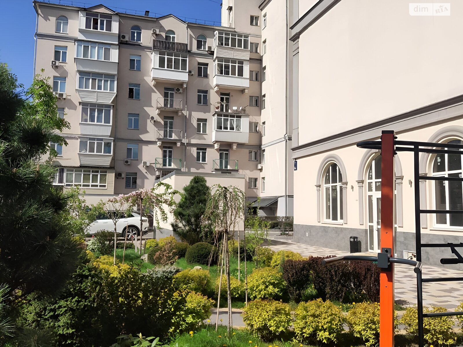 Продажа однокомнатной квартиры в Киеве, на ул. Строителей 30, район Соцгород фото 1 Продажа однокомнатной квартиры в Киеве, на ул. Строителей 30, район Соцгород фото 1