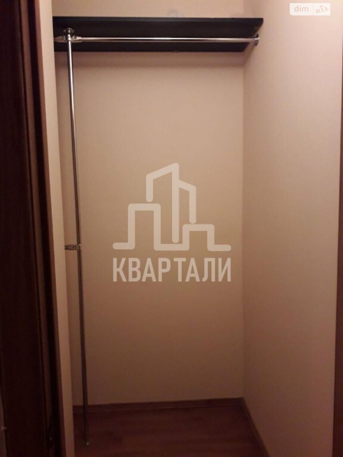 Продажа трехкомнатной квартиры в Киеве, на ул. Кадетский Гай 7, район Совки фото 1