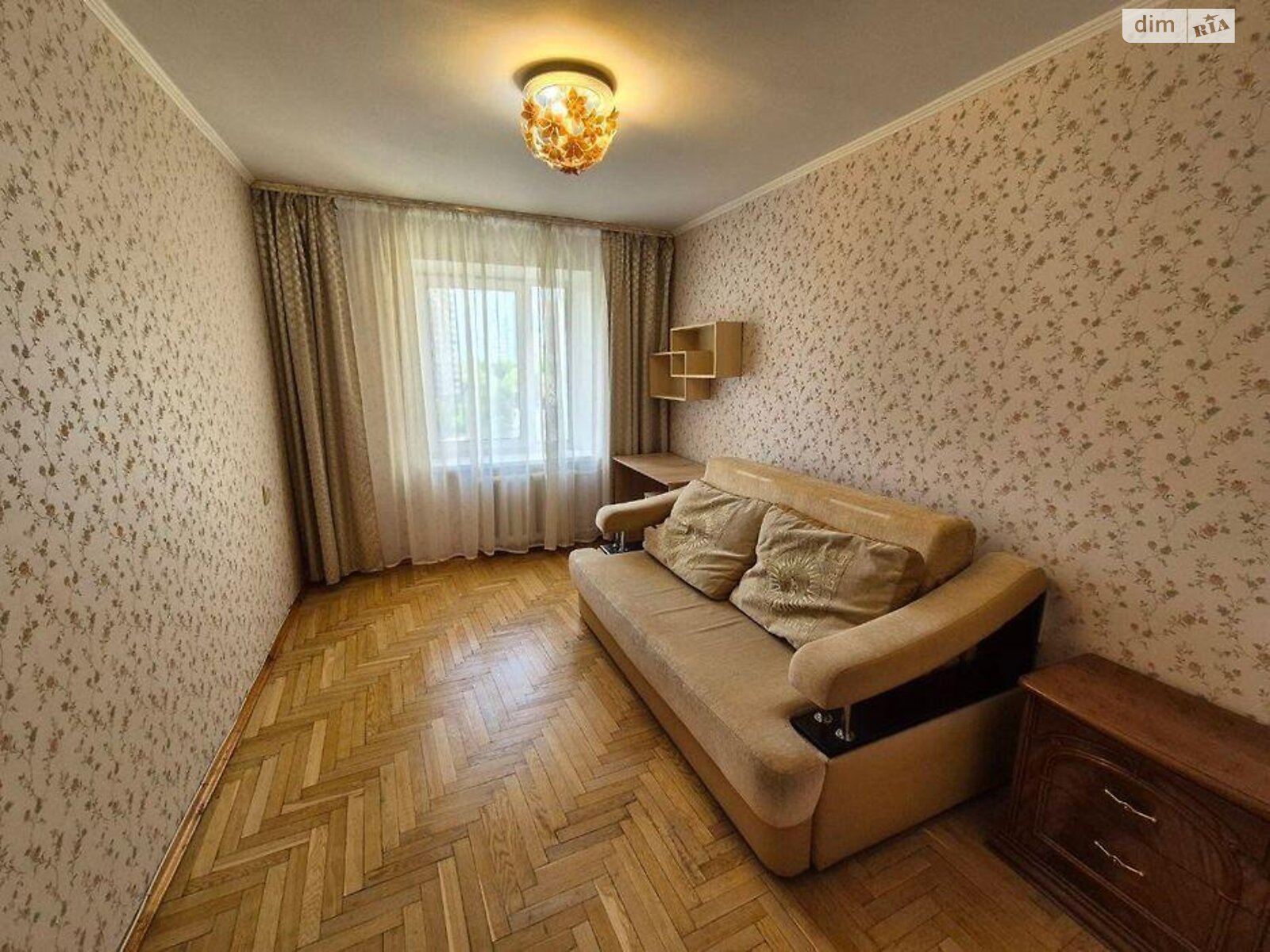 Продажа трехкомнатной квартиры в Киеве, на ул. Стадионная 6, фото 1 Продажа трехкомнатной квартиры в Киеве, на ул. Стадионная 6, фото 1