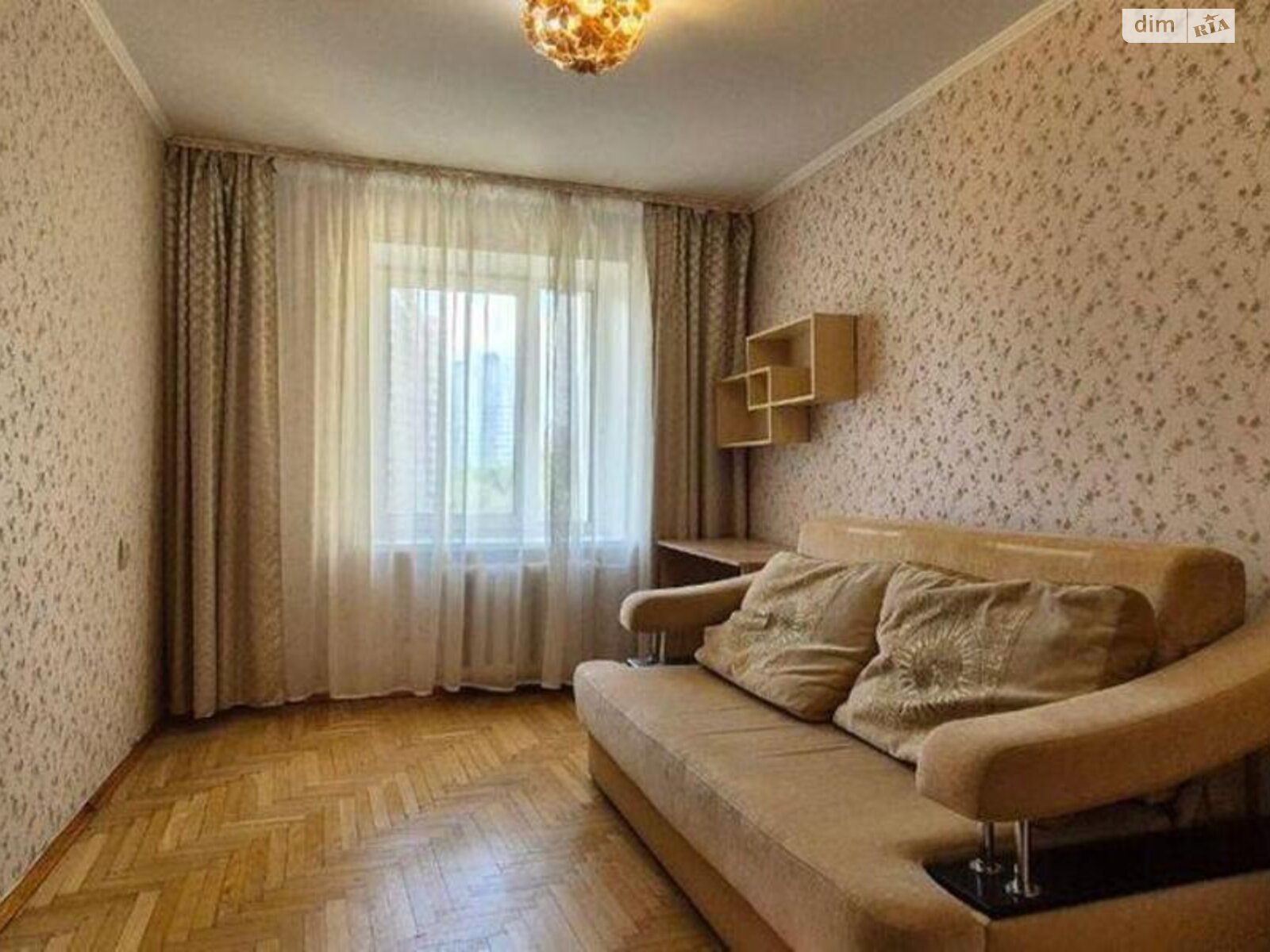 Продажа трехкомнатной квартиры в Киеве, на ул. Стадионная 6, фото 1 Продажа трехкомнатной квартиры в Киеве, на ул. Стадионная 6, фото 1