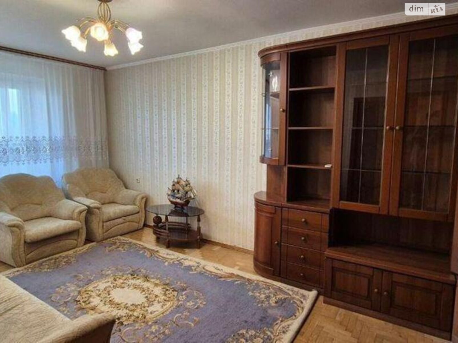 Продажа трехкомнатной квартиры в Киеве, на ул. Стадионная 6, фото 1 Продажа трехкомнатной квартиры в Киеве, на ул. Стадионная 6, фото 1