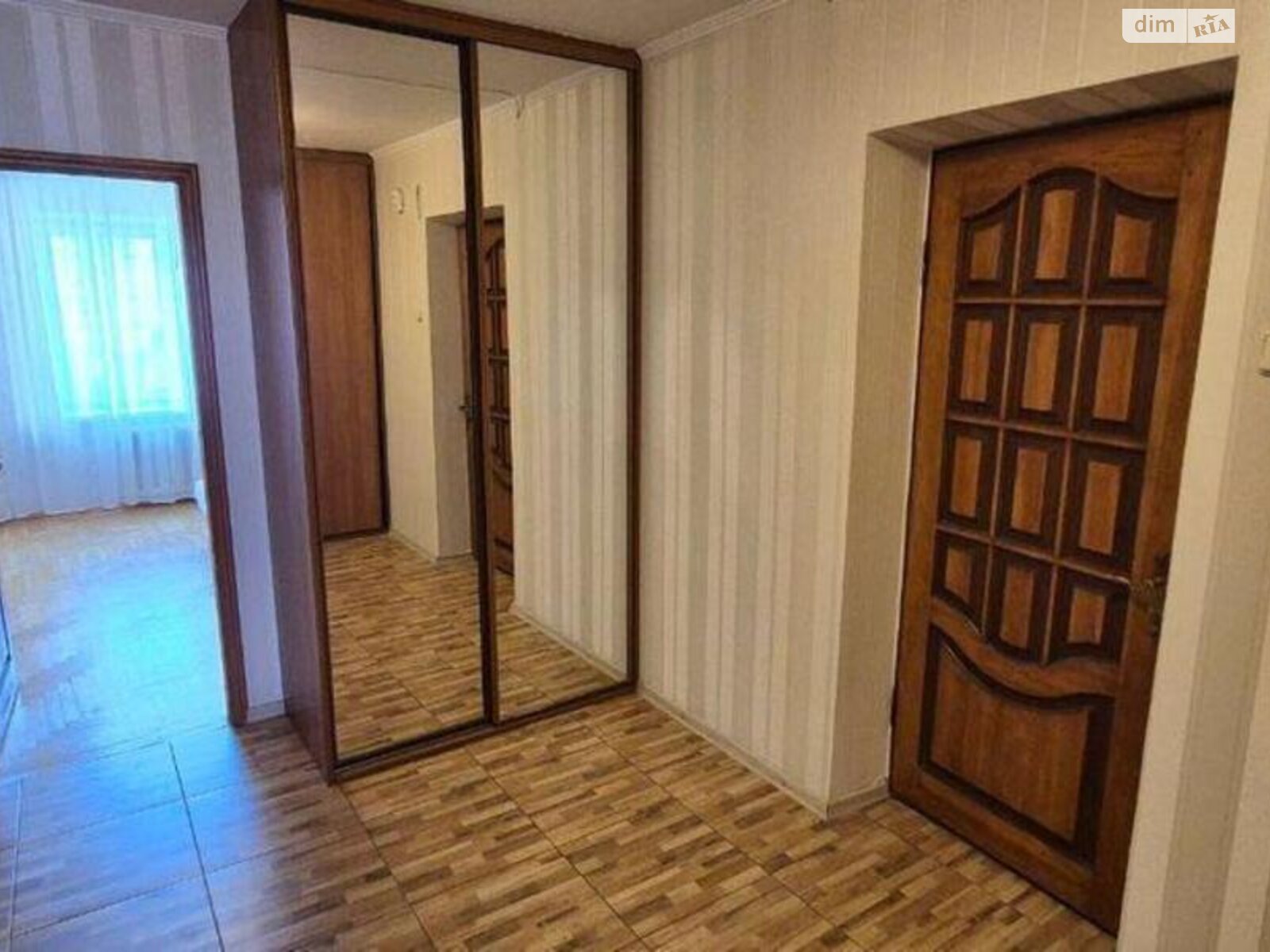 Продажа трехкомнатной квартиры в Киеве, на ул. Стадионная 6, фото 1 Продажа трехкомнатной квартиры в Киеве, на ул. Стадионная 6, фото 1