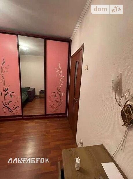 Продажа трехкомнатной квартиры в Киеве, на ул. Алма-Атинская 39Е, район Старая Дарница фото 1 Продажа трехкомнатной квартиры в Киеве, на ул. Алма-Атинская 39Е, район Старая Дарница фото 1