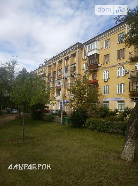 Продажа трехкомнатной квартиры в Киеве, на шоссе Харьковское 11, район Старая Дарница фото 1 Продажа трехкомнатной квартиры в Киеве, на шоссе Харьковское 11, район Старая Дарница фото 1