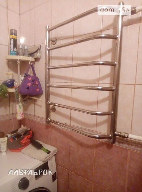 Продажа трехкомнатной квартиры в Киеве, на шоссе Харьковское 11, район Старая Дарница фото 1 Продажа трехкомнатной квартиры в Киеве, на шоссе Харьковское 11, район Старая Дарница фото 1