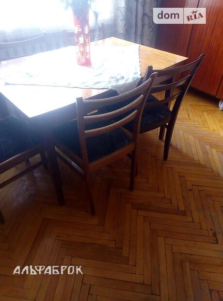 Продажа трехкомнатной квартиры в Киеве, на шоссе Харьковское 11, район Старая Дарница фото 1 Продажа трехкомнатной квартиры в Киеве, на шоссе Харьковское 11, район Старая Дарница фото 1
