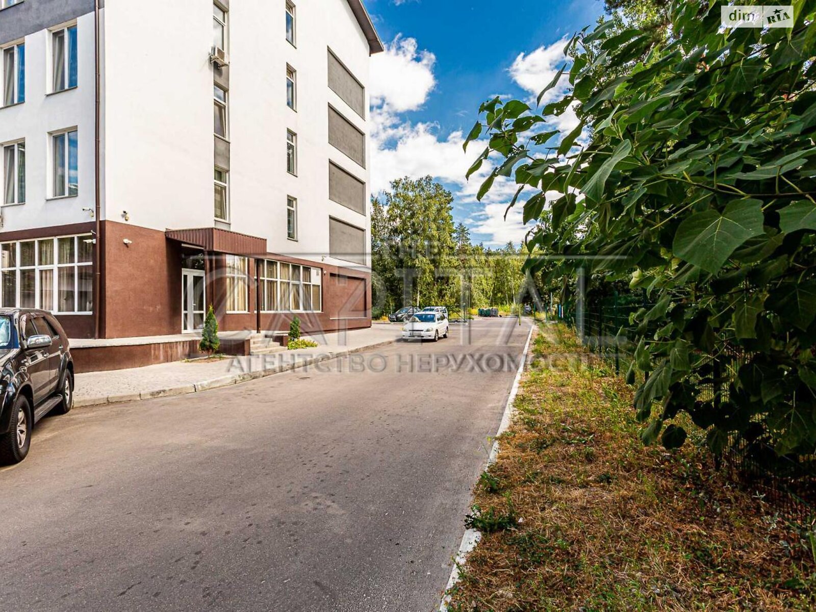 Продаж трикімнатної квартири в Києві, на вул. Ідейна, район Стара Дарниця фото 1 Продаж трикімнатної квартири в Києві, на вул. Ідейна, район Стара Дарниця фото 1