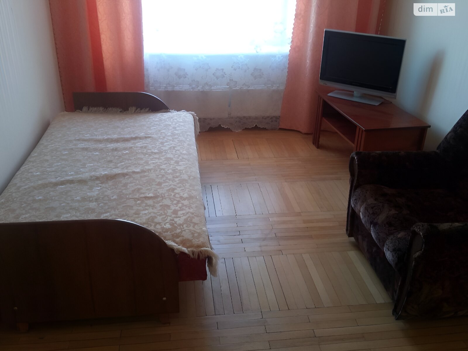 Продаж трикімнатної квартири в Києві, на вул. Слобожанська 9, район Стара Дарниця фото 1 Продаж трикімнатної квартири в Києві, на вул. Слобожанська 9, район Стара Дарниця фото 1