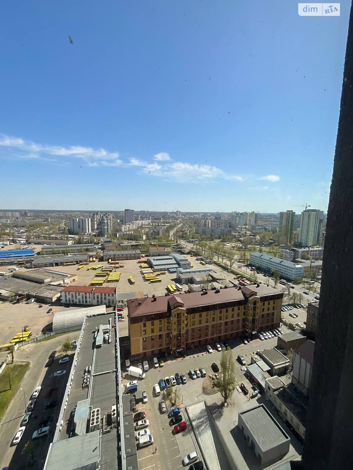 Продаж трикімнатної квартири в Києві, на вул. Володимира Сосюри 6, район Стара Дарниця фото 1 Продаж трикімнатної квартири в Києві, на вул. Володимира Сосюри 6, район Стара Дарниця фото 1