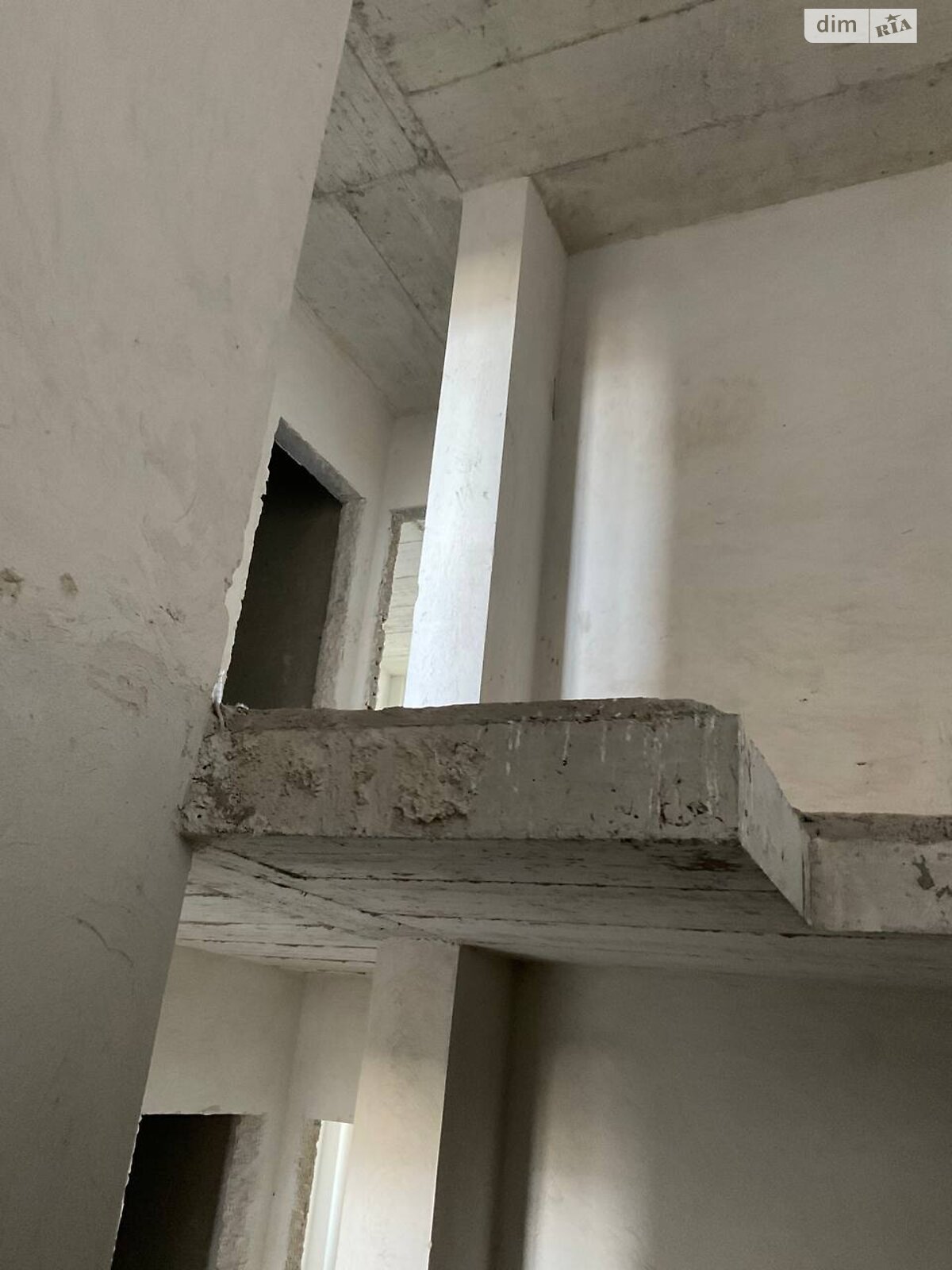 Продаж трикімнатної квартири в Києві, на вул. Володимира Сосюри 6, район Стара Дарниця фото 1 Продаж трикімнатної квартири в Києві, на вул. Володимира Сосюри 6, район Стара Дарниця фото 1