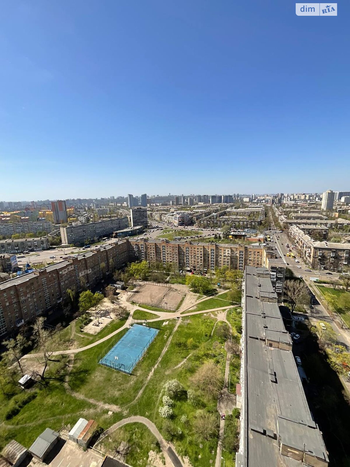Продаж трикімнатної квартири в Києві, на вул. Володимира Сосюри 6, район Стара Дарниця фото 1 Продаж трикімнатної квартири в Києві, на вул. Володимира Сосюри 6, район Стара Дарниця фото 1