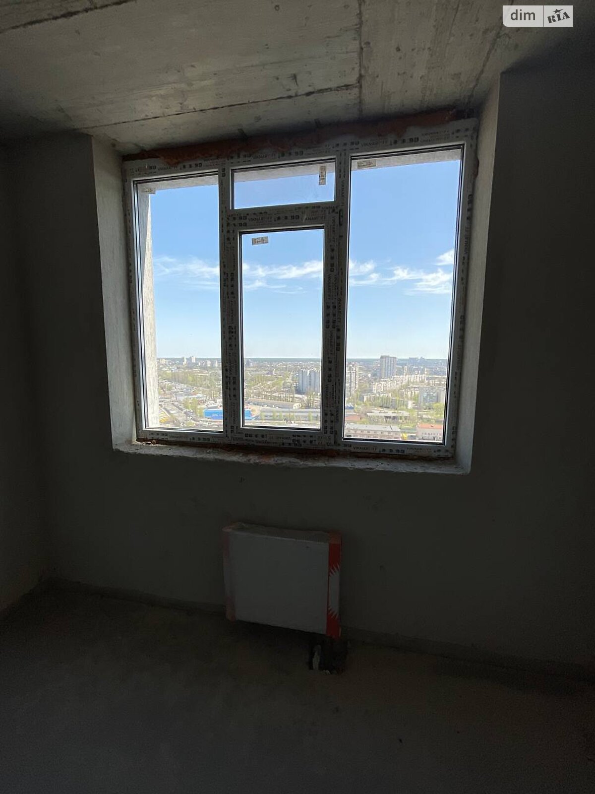 Продаж трикімнатної квартири в Києві, на вул. Володимира Сосюри 6, район Стара Дарниця фото 1 Продаж трикімнатної квартири в Києві, на вул. Володимира Сосюри 6, район Стара Дарниця фото 1