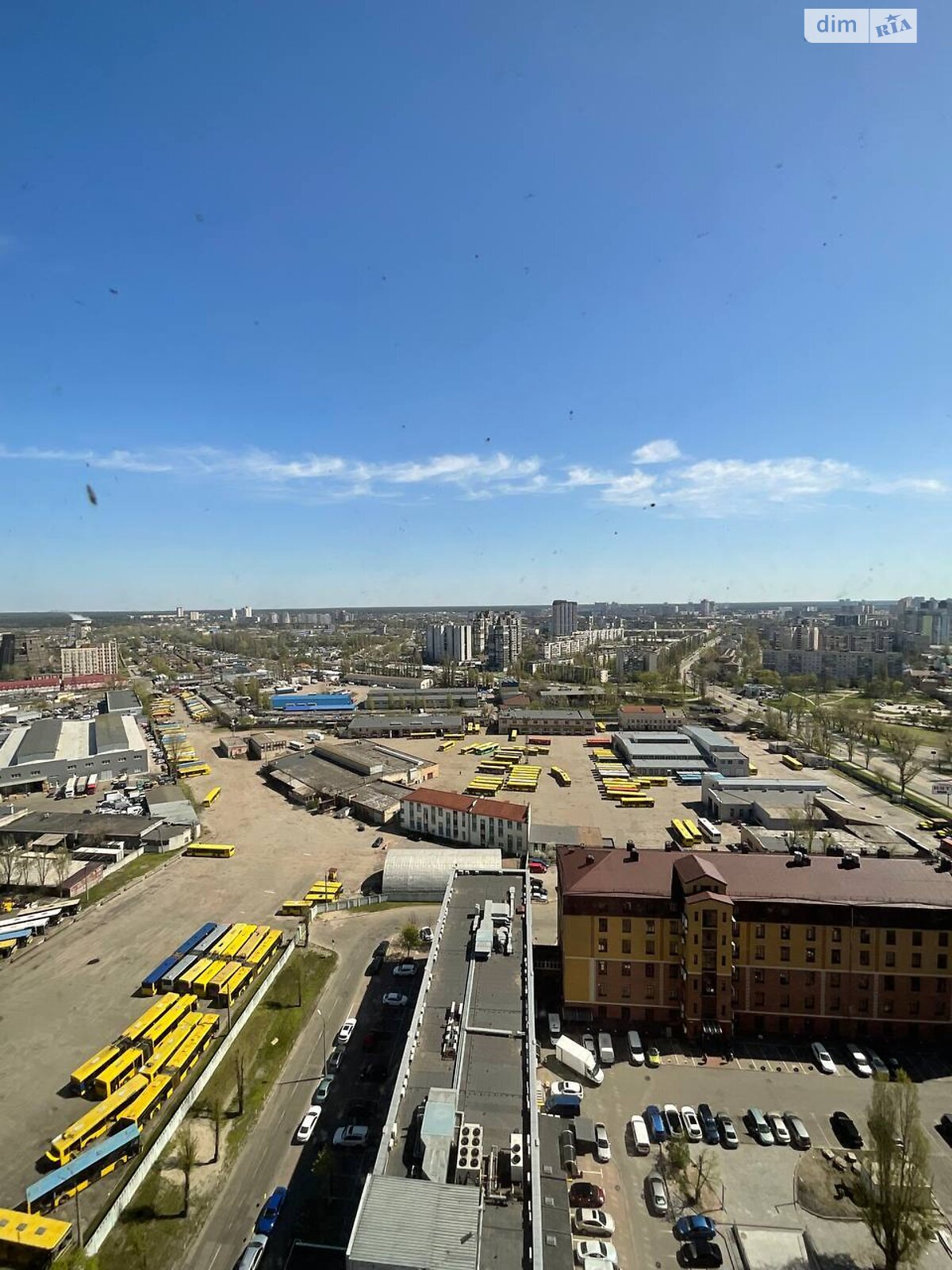 Продаж трикімнатної квартири в Києві, на вул. Володимира Сосюри 6, район Стара Дарниця фото 1 Продаж трикімнатної квартири в Києві, на вул. Володимира Сосюри 6, район Стара Дарниця фото 1