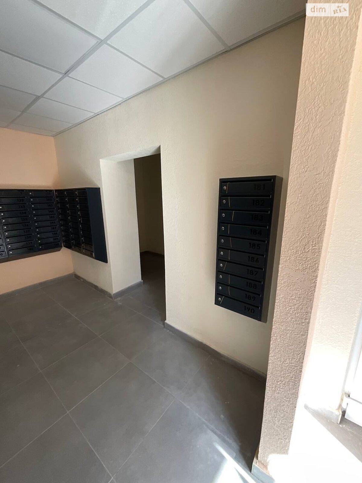 Продаж трикімнатної квартири в Києві, на вул. Володимира Сосюри 6, район Стара Дарниця фото 1 Продаж трикімнатної квартири в Києві, на вул. Володимира Сосюри 6, район Стара Дарниця фото 1