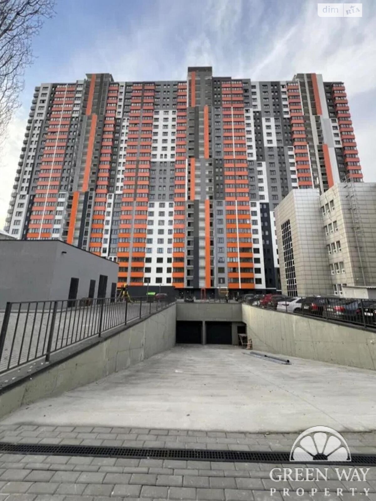 Продажа трехкомнатной квартиры в Киеве, на ул. Владимира Сосюры 6, район Старая Дарница фото 1 Продажа трехкомнатной квартиры в Киеве, на ул. Владимира Сосюры 6, район Старая Дарница фото 1