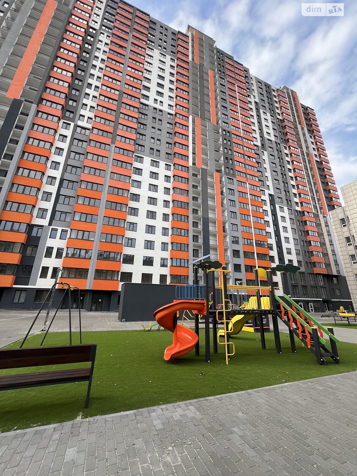 Продажа однокомнатной квартиры в Киеве, на ул. Владимира Сосюры 6, район Старая Дарница фото 1 Продажа однокомнатной квартиры в Киеве, на ул. Владимира Сосюры 6, район Старая Дарница фото 1