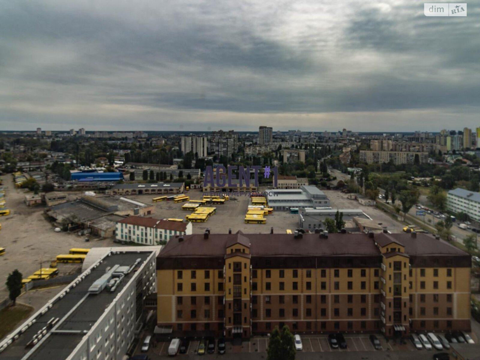 Продаж двокімнатної квартири в Києві, на вул. Володимира Сосюри 6, район Стара Дарниця фото 1 Продаж двокімнатної квартири в Києві, на вул. Володимира Сосюри 6, район Стара Дарниця фото 1