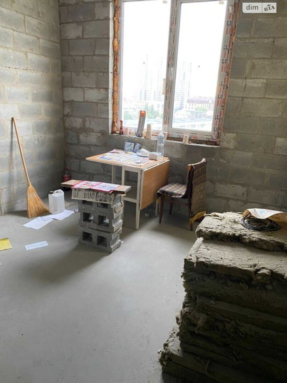 Продаж трикімнатної квартири в Києві, на бул. Ярослава Гашека 20/3, район Стара Дарниця фото 1 Продаж трикімнатної квартири в Києві, на бул. Ярослава Гашека 20/3, район Стара Дарниця фото 1