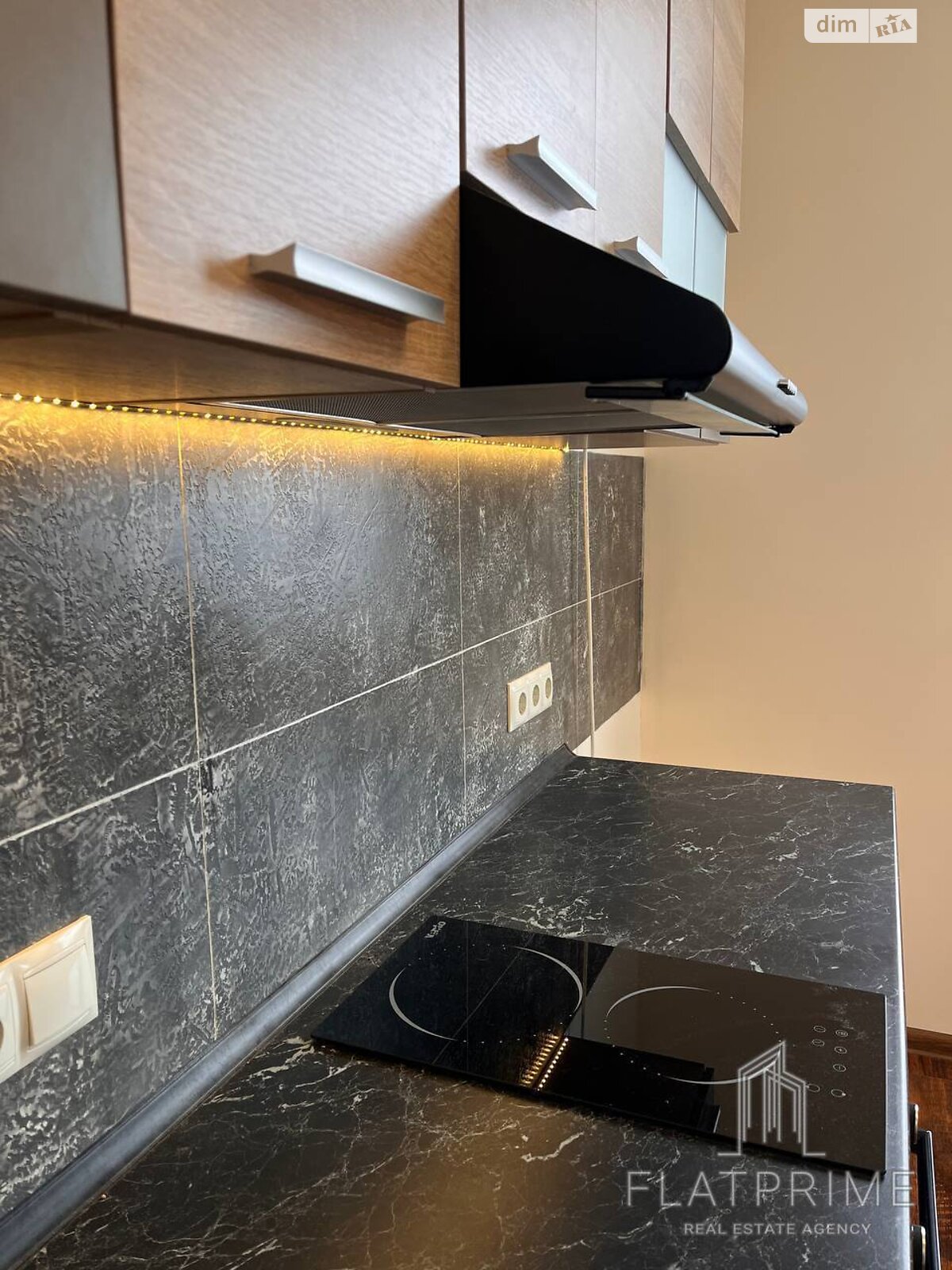 Продажа однокомнатной квартиры в Киеве, на бул. Ярослава Гашека 20 корпус 1, район Старая Дарница фото 1