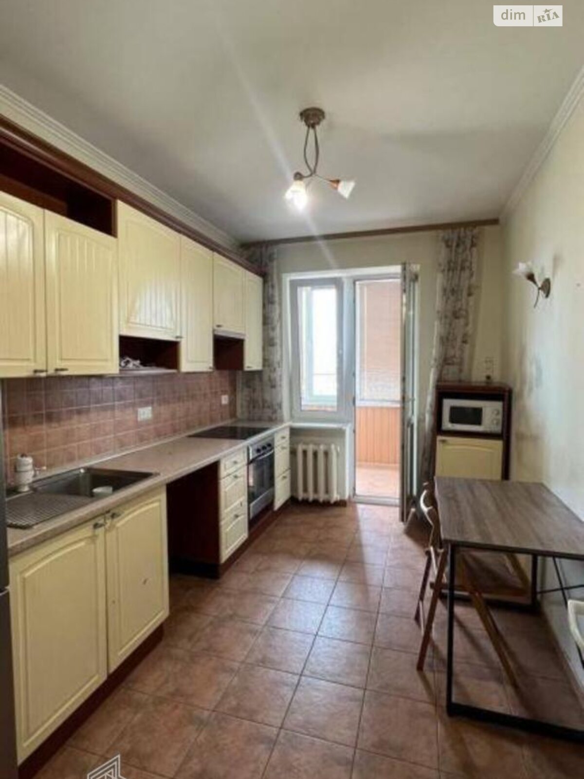 Продажа четырехкомнатной квартиры в Киеве, на ул. Старонаводницкая 4А, фото 1 Продажа четырехкомнатной квартиры в Киеве, на ул. Старонаводницкая 4А, фото 1