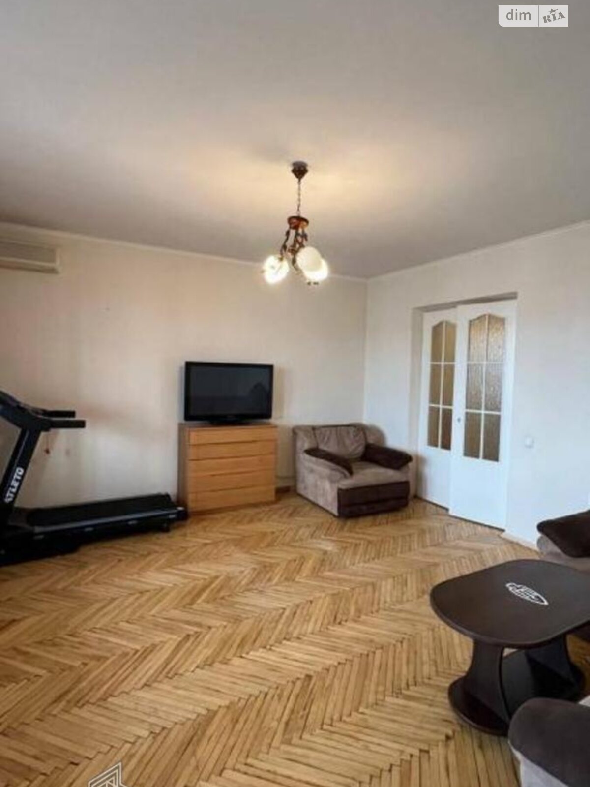 Продажа четырехкомнатной квартиры в Киеве, на ул. Старонаводницкая 4А, фото 1 Продажа четырехкомнатной квартиры в Киеве, на ул. Старонаводницкая 4А, фото 1