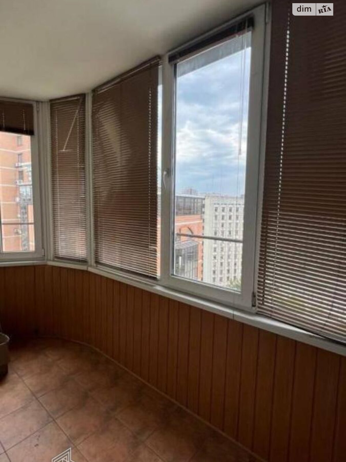 Продажа четырехкомнатной квартиры в Киеве, на ул. Старонаводницкая 4А, фото 1 Продажа четырехкомнатной квартиры в Киеве, на ул. Старонаводницкая 4А, фото 1