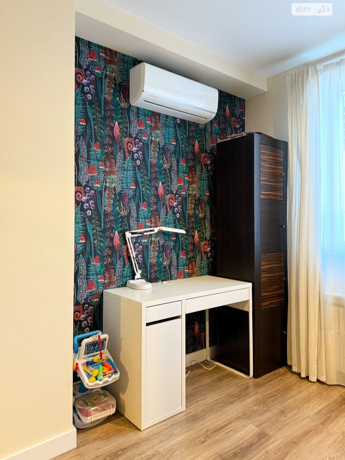 Продаж п`ятикімнатної квартири в Києві, на вул. Велика Житомирська 16, район Старий Київ фото 1 Продаж п`ятикімнатної квартири в Києві, на вул. Велика Житомирська 16, район Старий Київ фото 1