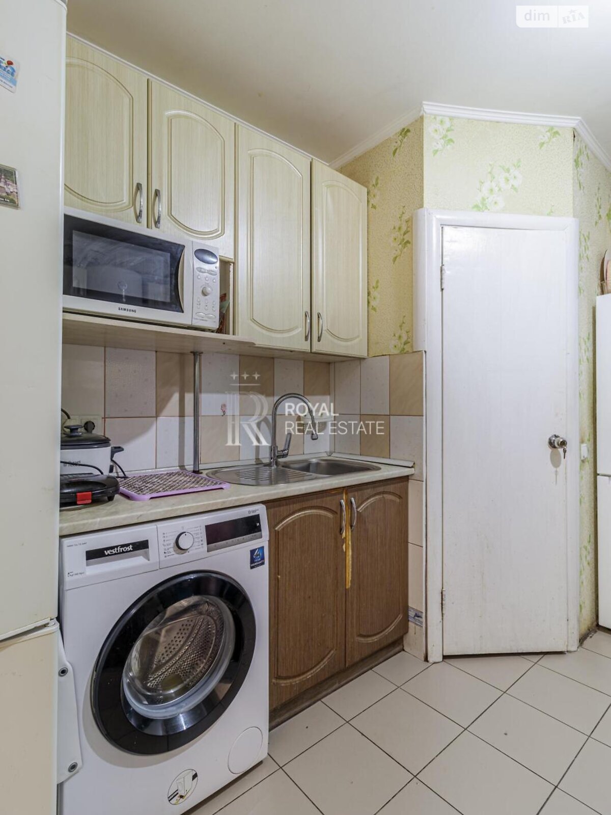 Продажа трехкомнатной квартиры в Киеве, на ул. Большая Житомирская 13, район Старый Киев фото 1 Продажа трехкомнатной квартиры в Киеве, на ул. Большая Житомирская 13, район Старый Киев фото 1